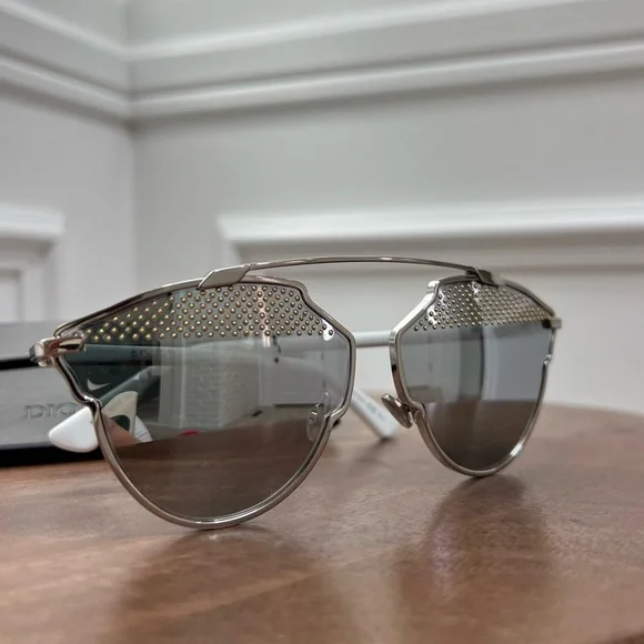 DIOR DiorSoReal Sunglasses - Picture 3 of 10